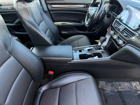 Used 2022 Honda Accord Sport image 30