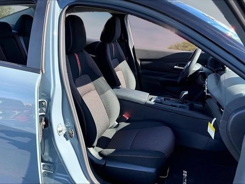 New 2026 Nissan Sentra SR w/ Floor Mat Package FWD image 10