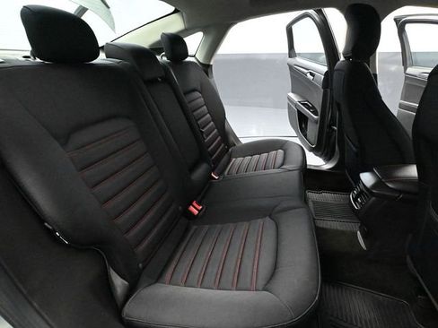 Used 2016 Ford Fusion SE w/ Equipment Group 201A image 37