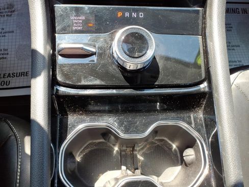 Used 2023 Jeep Grand Cherokee Limited AWD/4WD image 24