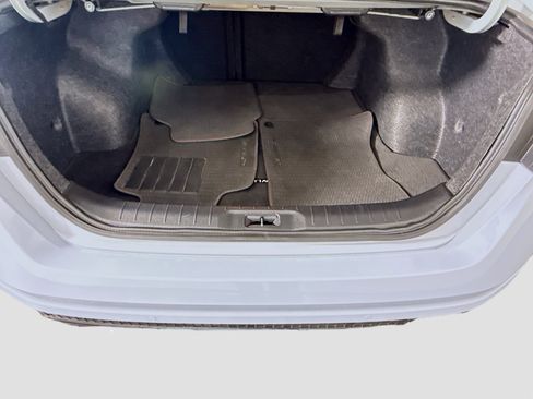 Used 2024 Nissan Altima 2.5 SR FWD image 35