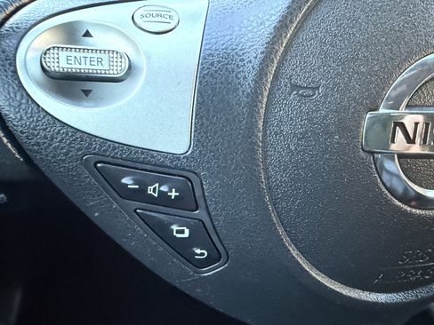 Used 2016 Nissan Sentra SL image 27