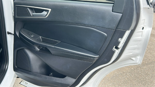Certified 2022 Ford Edge SEL AWD/4WD image 12