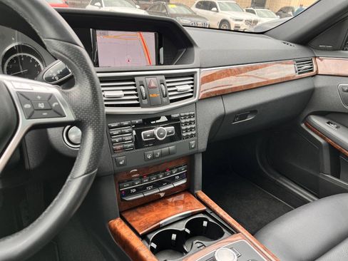 Used 2013 Mercedes-Benz E 350 4MATIC Wagon image 12