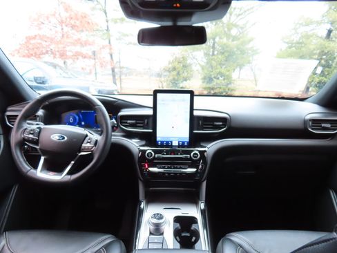 Certified 2023 Ford Explorer ST w/ Equipment Group 401A image 16