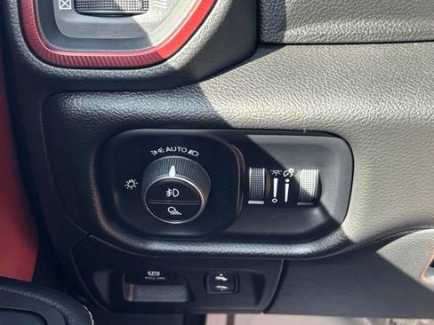 Used 2025 RAM 1500 Rebel w/ Rebel Level 1 Equipment Group AWD/4WD image 31
