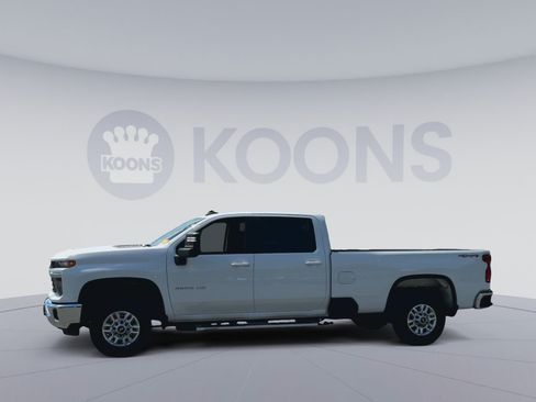 Used 2025 Chevrolet Silverado 2500 LT w/ Convenience Package AWD/4WD image 7