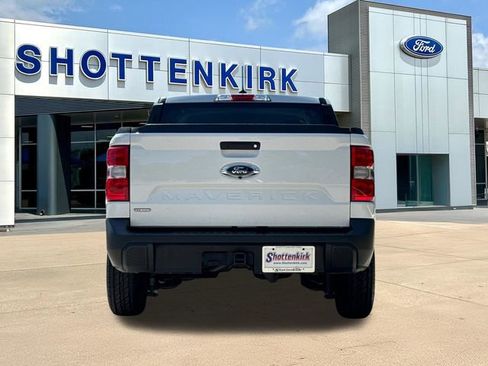 Used 2024 Ford Maverick XLT FWD image 8