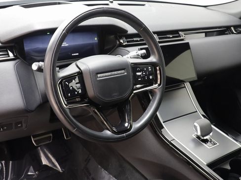 Used 2025 Land Rover Range Rover Velar Dynamic SE image 7