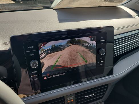 New 2026 Volkswagen Jetta SEL image 24