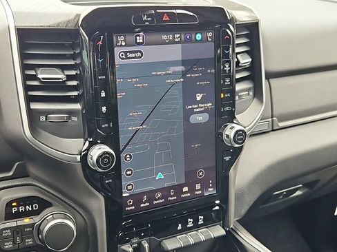 New 2026 RAM 1500 4x4 Crew Cab image 23