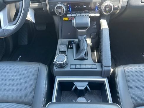 New 2026 Toyota 4Runner Limited AWD/4WD image 12