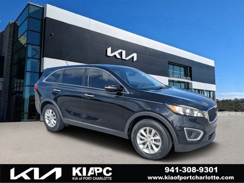 Used 2018 Kia Sorento L FWD image 1