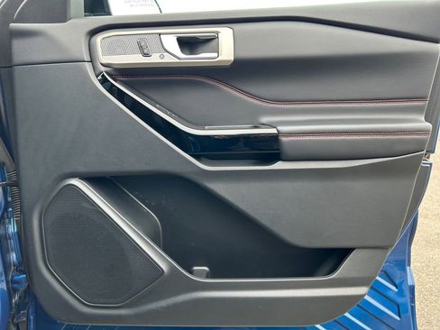 Used 2023 Ford Explorer ST-Line image 25