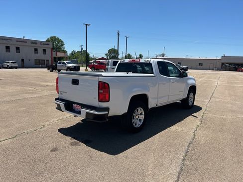 Used 2021 Chevrolet Colorado LT w/ Fleet Safety Package image 5