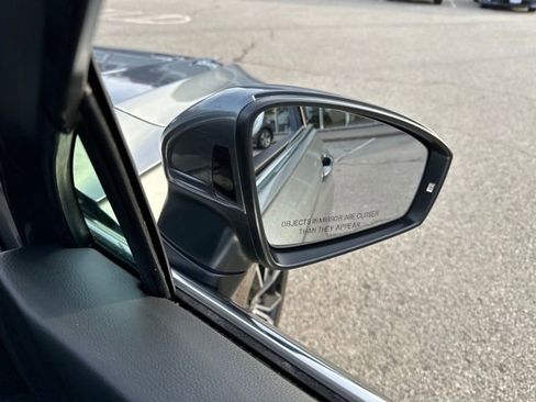 Certified 2024 Volkswagen Tiguan SEL R-Line image 38