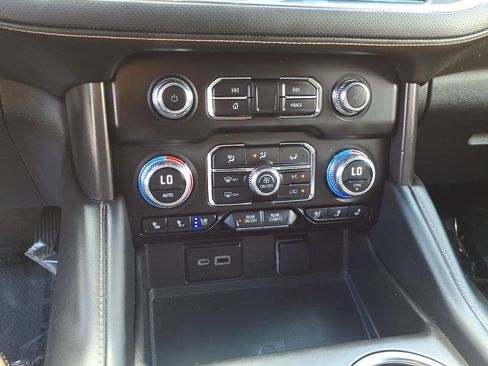 Certified 2023 GMC Yukon XL AT4 w/ AT4 Premium Package AWD/4WD image 24