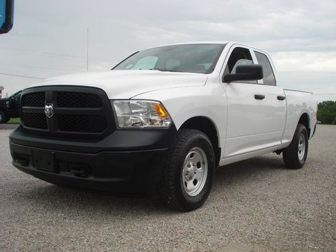 Used 2016 RAM 1500 Tradesman w/ Popular Equipment Group AWD/4WD image 4