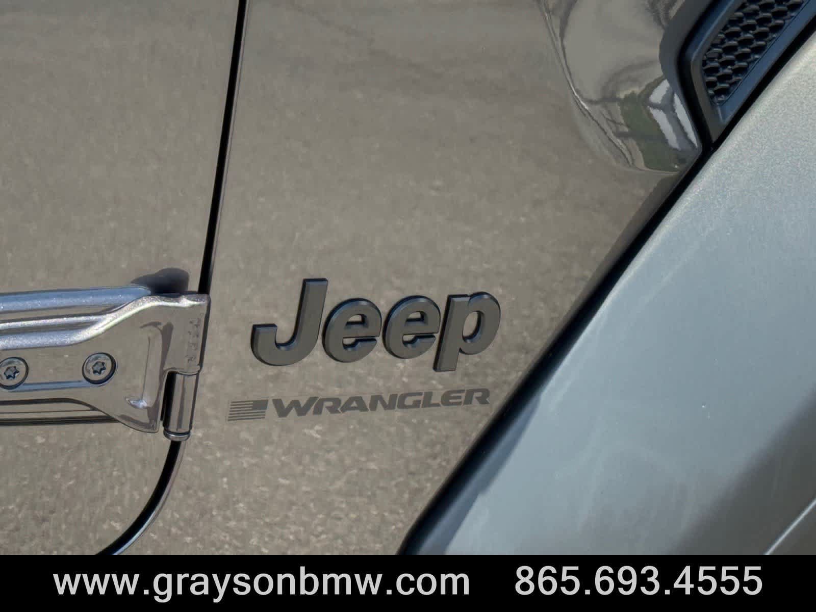 Used 2025 Jeep Wrangler Sport AWD/4WD image 29