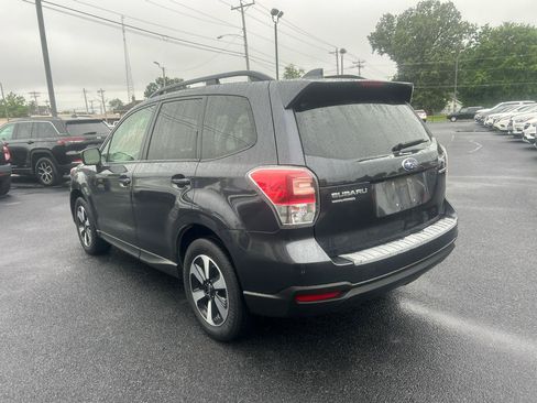 Used 2018 Subaru Forester 2.5i Premium AWD/4WD image 7