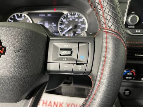 Used 2025 Nissan Rogue SV AWD/4WD image 21