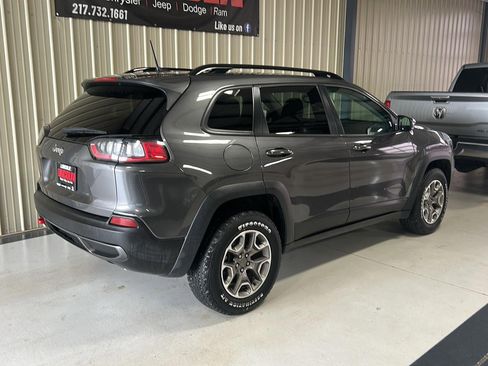 Used 2022 Jeep Cherokee Trailhawk w/ Sun, Sound & Nav Group AWD/4WD image 6