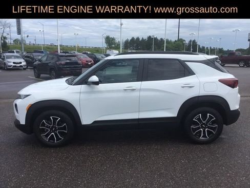 Used 2023 Chevrolet TrailBlazer ACTIV w/ Convenience Package FWD image 5
