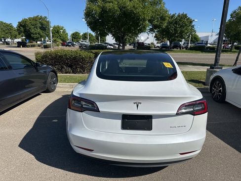 Used 2022 Tesla Model 3 Long Range AWD/4WD image 5