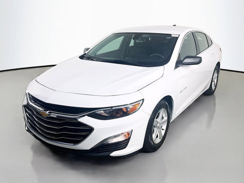 Used 2019 Chevrolet Malibu LS FWD image 4