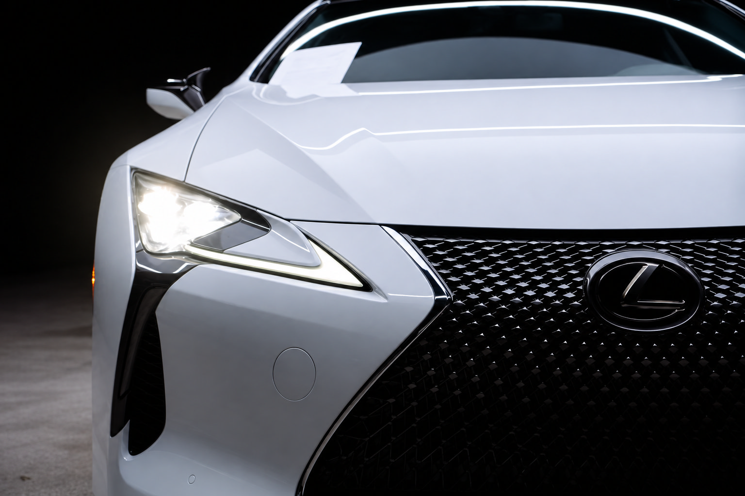 Used 2018 Lexus LC 500 Coupe RWD image 16