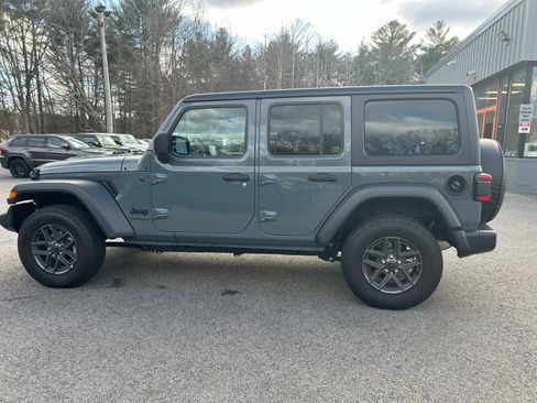 Used 2026 Jeep Wrangler Sport S image 8