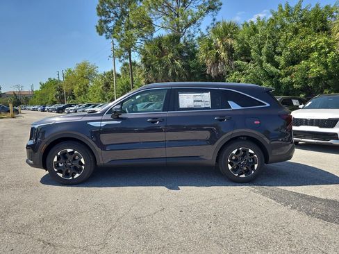 New 2026 Kia Sorento S FWD image 5
