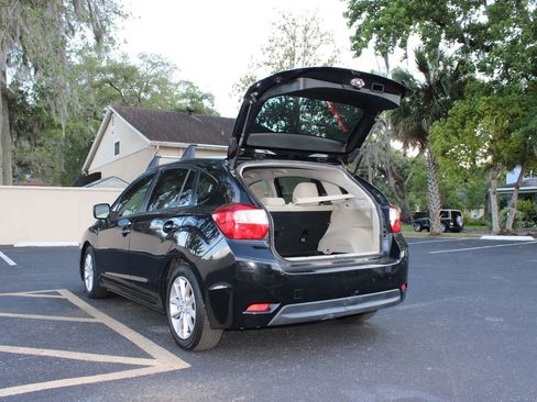 Used 2014 Subaru Impreza 2.0i Premium w/ All-Weather Package w/CVT AWD/4WD image 6