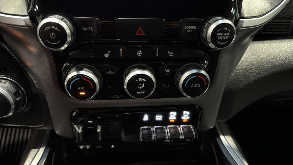 Used 2019 RAM 1500 Big Horn AWD/4WD image 31