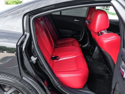 Used 2023 Dodge Charger R/T w/ Blacktop Package RWD image 38