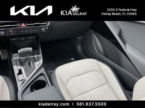 New 2026 Kia Niro SX Touring image 14