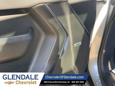 Used 2024 Chevrolet Suburban RST RWD image 22