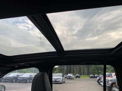 New 2026 Jeep Cherokee Limited AWD/4WD image 8