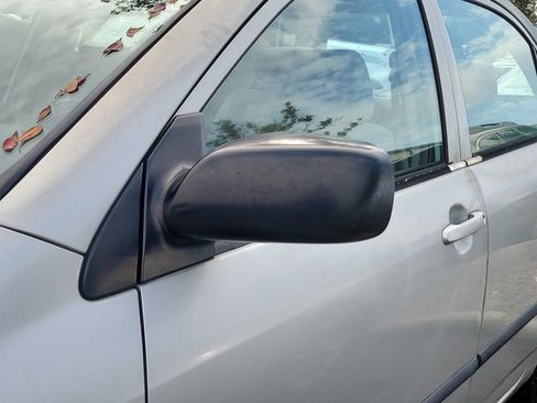 Used 2004 Toyota Corolla CE image 3