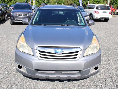 Used 2011 Subaru Outback 2.5i Premium w/ All-Weather Pkg AWD/4WD image 3