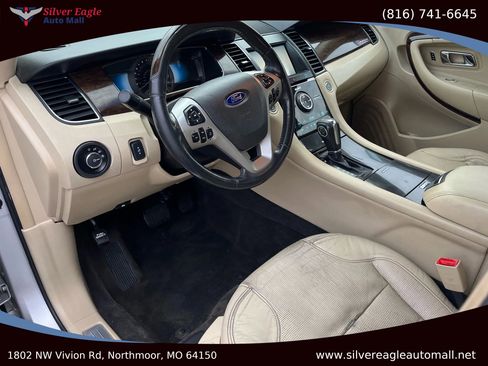 Used 2013 Ford Taurus Limited image 7