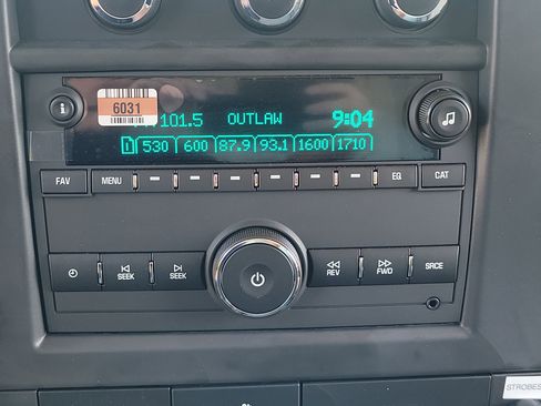 New 2025 GMC Savana 3500 w/ Power Convenience Package image 23