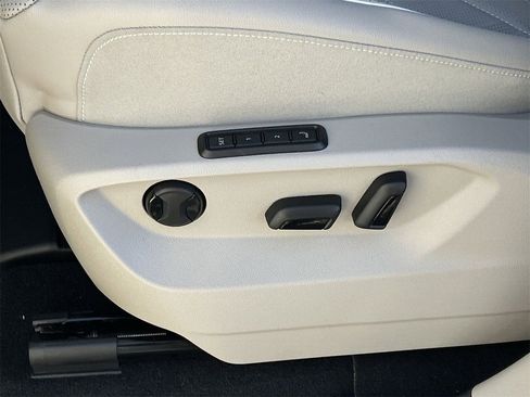 New 2026 Volkswagen Atlas SEL Premium R-Line image 16