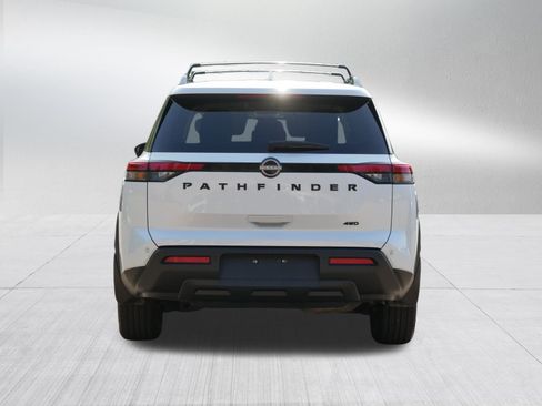 Certified 2025 Nissan Pathfinder SV w/ Black Appearance Package AWD/4WD image 6