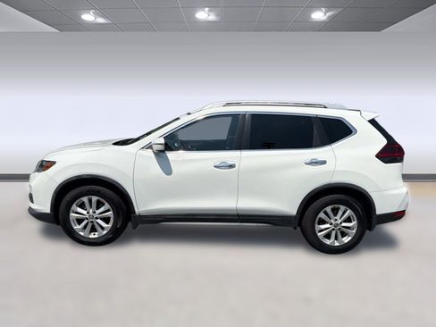 Used 2018 Nissan Rogue S w/ S Value Package FWD image 2