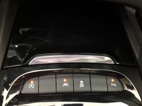 Used 2022 Buick Envision Preferred FWD image 23