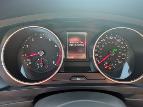 Used 2019 Volkswagen Tiguan S w/ Driver Assistance Package FWD image 21