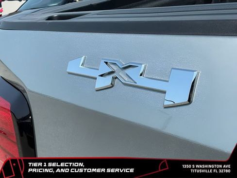 New 2026 GMC Sierra 1500 SLE AWD/4WD image 17