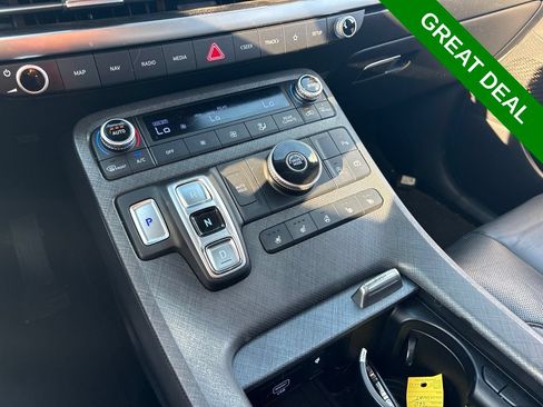 Used 2023 Hyundai Palisade Limited FWD image 19