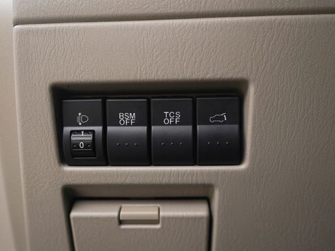 Used 2012 MAZDA CX-9 Grand Touring w/ Moonroof & Bose Audio Pkg image 24